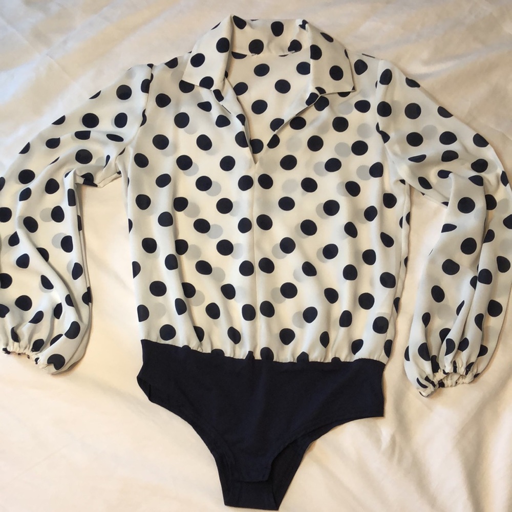 Boutique navy blue white shirt - Picture 3 of 3